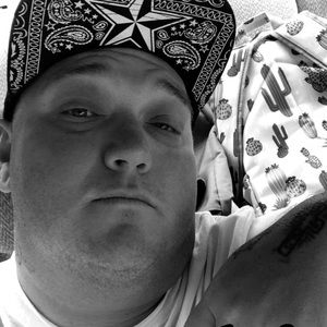 Meet your Posher, Thomas